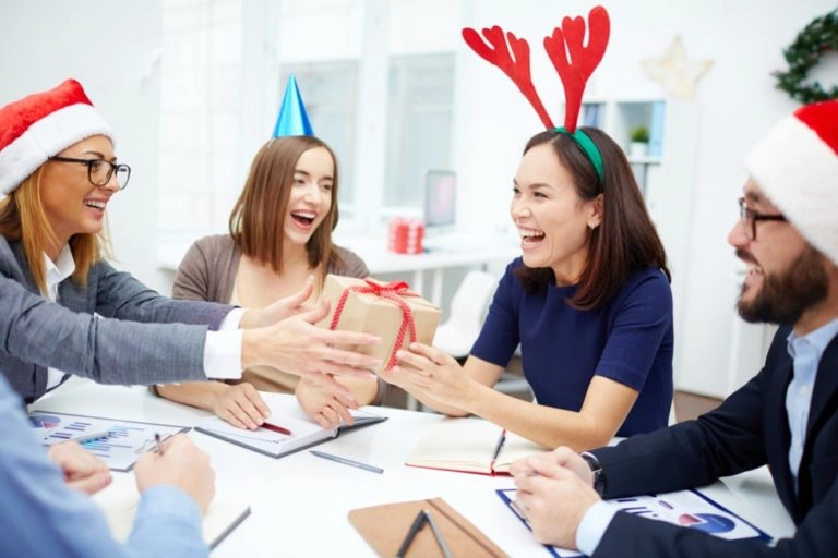Choosing the Right Gift Card Tips