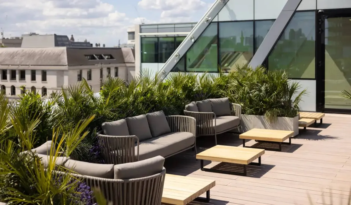Outdoor planting wall planning guide